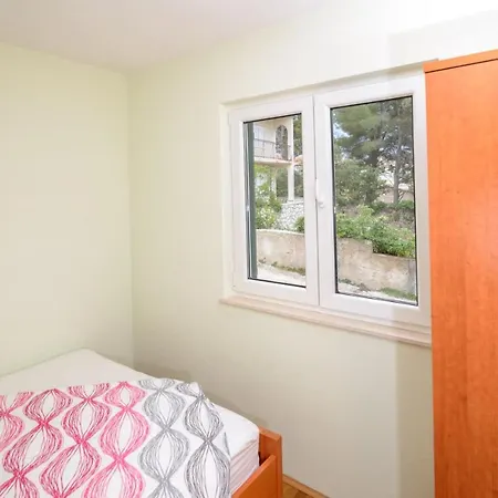 Miki Apartment *