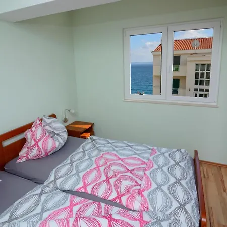 Miki Apartment